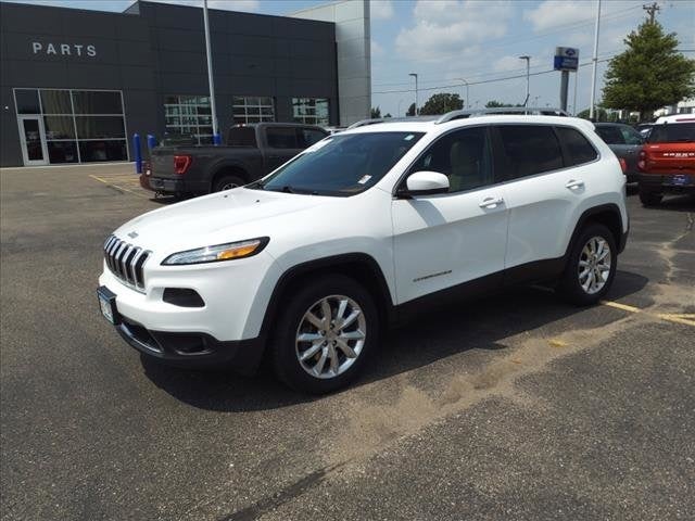 Used 2015 Jeep Cherokee Limited with VIN 1C4PJMDS7FW698143 for sale in Mankato, Minnesota